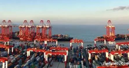 带你了解上海国际物流中散货船的发展历史