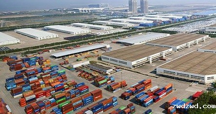 新加坡国际海运：连接世界的海洋之城
