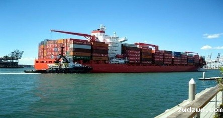 顺畅连接国际贸易的桥梁：解析上海进出口货代