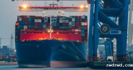 上海货运代理公司：地理优势如何成就物流霸主